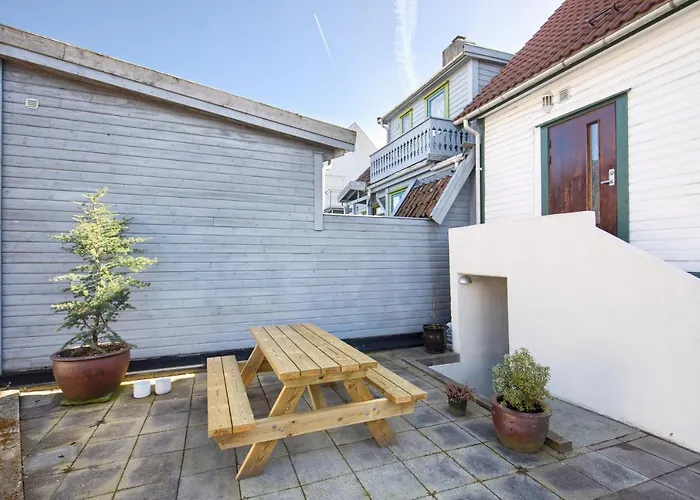 In Апартаменты *